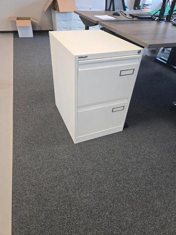 Archiefkasten op wielen