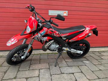 Super mooie derbi senda drd xtreme 50 sm beschikbaar voor biedingen