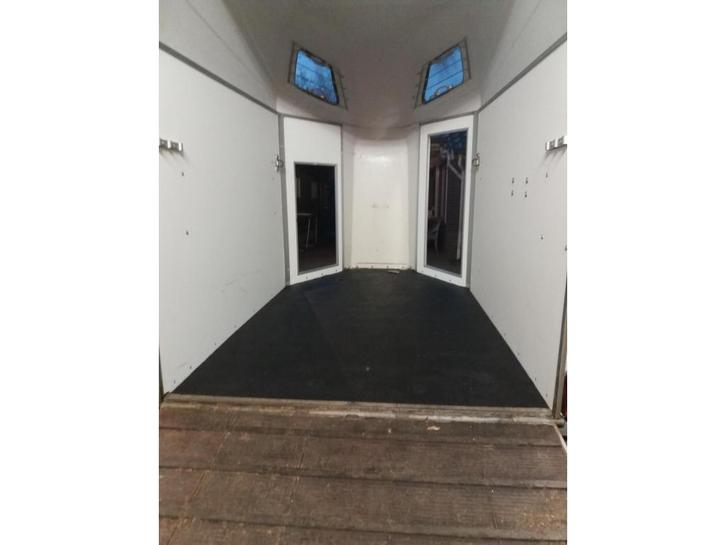 Renovatie en onderhoud paardentrailers, Dieren en Toebehoren, Paarden en Pony's | Trailers en Aanhangwagens, Gebruikt, Overige typen