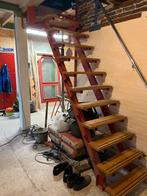 Stalen trap met houten treden, Doe-het-zelf en Verbouw, Ophalen, Zo goed als nieuw, 2 tot 4 meter