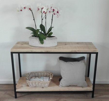 Steigerhouten Sidetable met staal. (TIP!), Huis en Inrichting, Tafels | Sidetables, Nieuw, 25 tot 50 cm, 150 tot 200 cm, Rechthoekig