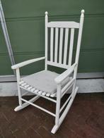 Houten witte schommelstoel babykamer, Kinderen en Baby's, Kinderkamer | Tafels en Stoelen, Ophalen, Zo goed als nieuw, Stoel(en)