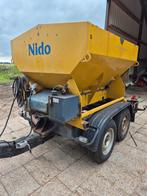 Nido zoutstrooier 1,5m3, Ophalen