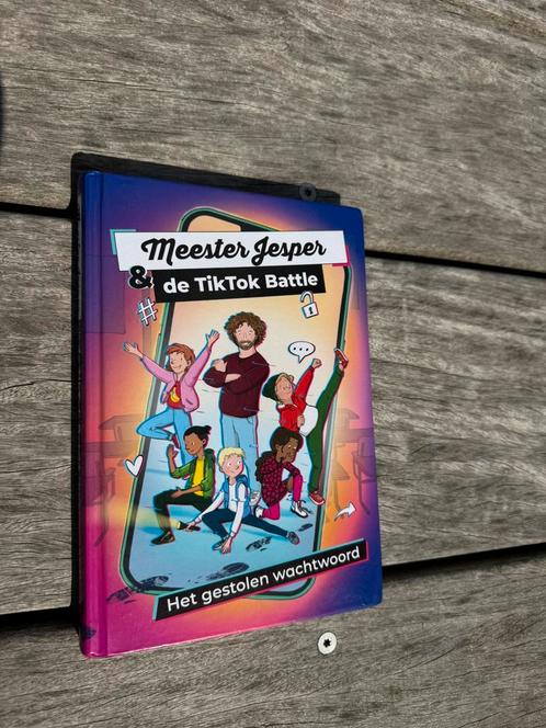 Jesper Hesseling - Meester Jesper & de TikTok Battle, Boeken, Kinderboeken | Jeugd | 10 tot 12 jaar, Zo goed als nieuw, Ophalen of Verzenden