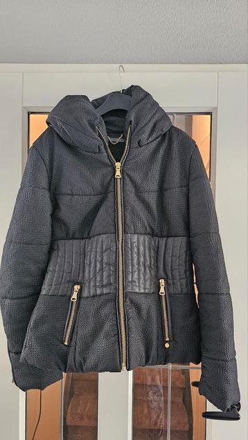 Damesjas Given mt XL zwart beschikbaar voor biedingen