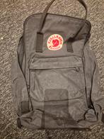 Fjallraven Kanken Rugzak - Zwart, Gebruikt, Kipling, 25 tot 40 cm, Ophalen of Verzenden