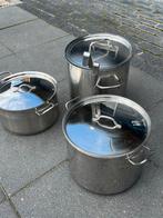 3 grote RVS pannen met lepels, Huis en Inrichting, Ophalen, Zo goed als nieuw, Rvs, Pannenset