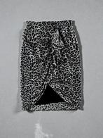 IRO rok leopard luipaard print ruche maat 34 XS extra small, Kleding | Dames, Rokken, Bruin, Nieuw, Ophalen of Verzenden, Maat 34 (XS) of kleiner