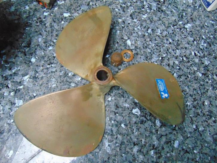 Grote schroef, Watersport en Boten, Accessoires en Onderhoud, Gebruikt, Motor en Techniek, Ophalen