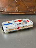 Japans blikken speelgoed: ambulance, Nakamura Toys, Japan, Antiek en Kunst, Antiek | Speelgoed, Ophalen of Verzenden