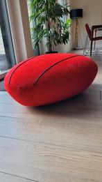 Leolux alcantara poef / hocker Piatra, Huis en Inrichting, Ophalen, 75 tot 100 cm, Zo goed als nieuw, 75 tot 100 cm