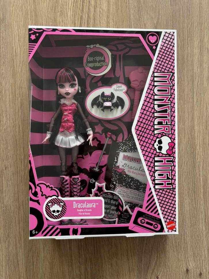 monster high draculaura pop creep production, Verzamelen, Poppetjes en Figuurtjes, Zo goed als nieuw, Ophalen of Verzenden