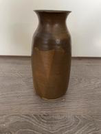 Keramische bloemenvaas., Overige kleuren, Aardewerk of Porselein, Ophalen of Verzenden, Zo goed als nieuw