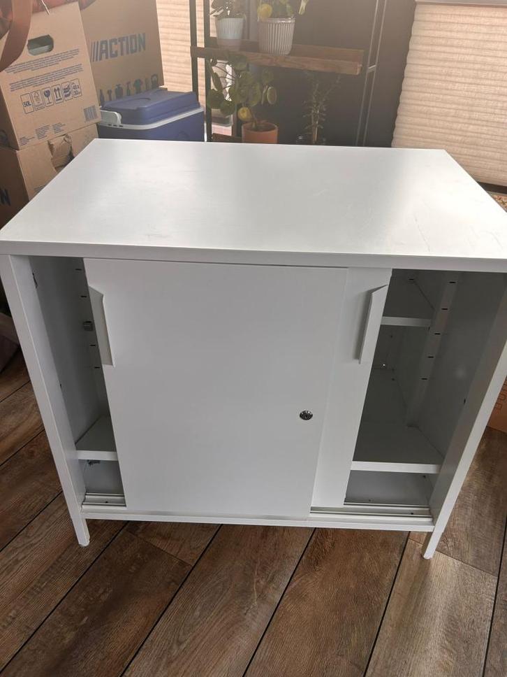 Trotten Cabinet, Huis en Inrichting, Kasten | Stellingkasten, Zo goed als nieuw, Ophalen