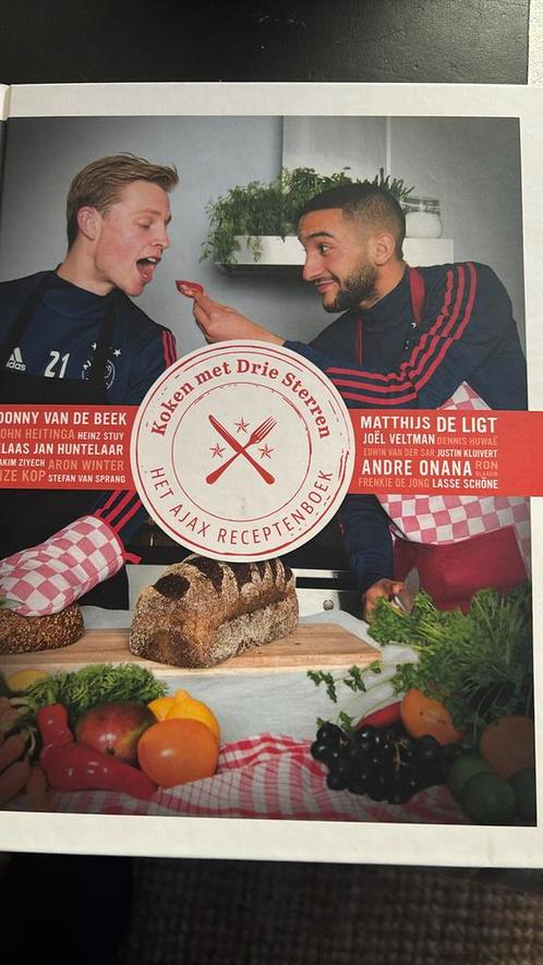 Jaap Visser - Koken met Drie Sterren. Ajax Foundation., Boeken, Kookboeken, Zo goed als nieuw, Ophalen of Verzenden