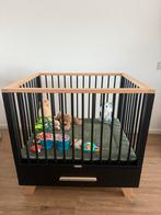 Mooie zwarte box met lade, Kinderen en Baby's, Boxen, Ophalen, Zo goed als nieuw, Vierkant, Lade