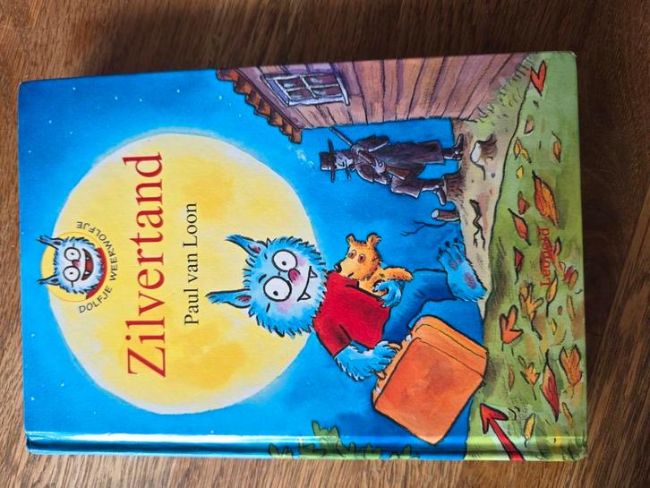Paul van Loon - Zilvertand, Boeken, Kinderboeken | Jeugd | onder 10 jaar, Zo goed als nieuw, Fictie algemeen, Ophalen of Verzenden
