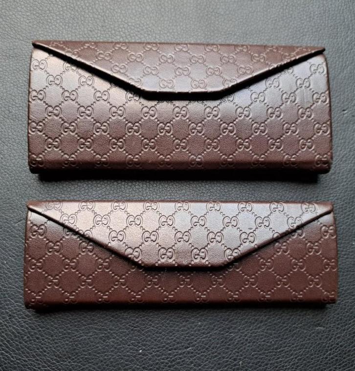 Gucci bruin leren brillen etui (2 stuks), Sieraden, Tassen en Uiterlijk, Zonnebrillen en Brillen | Dames, Zo goed als nieuw, Bril