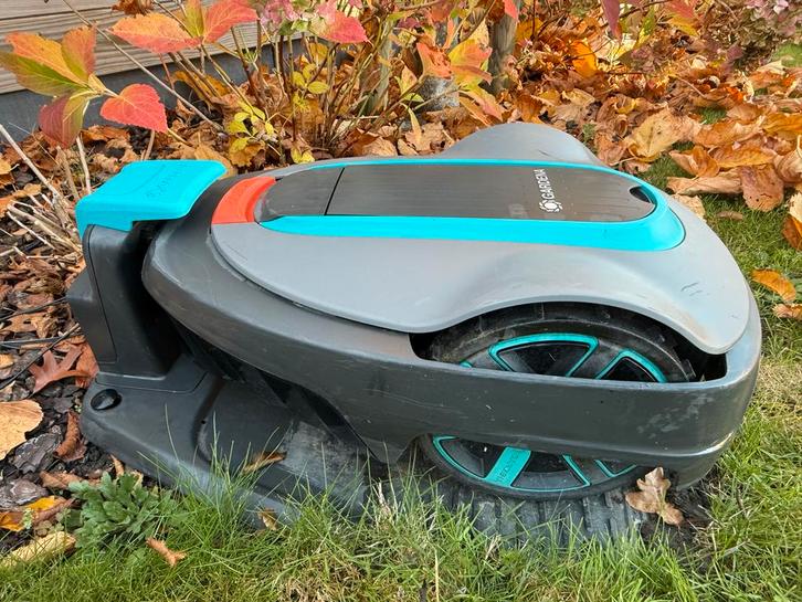 Gardena Robotmaaier - Paar jaar oud, Tuin en Terras, Robotmaaiers, Gebruikt, 20 tot 25 cm, Ophalen of Verzenden