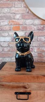 Grote 31cm Franse Bulldog Met Bril en Cape  ♥️SALE VERKOOP♥️, Verzamelen, Beelden en Beeldjes, Ophalen of Verzenden, Nieuw, Dier