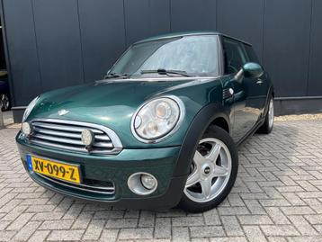 Mini Mini 1.6 Cooper Pepper Aut/Leer/Navi/Lmv beschikbaar voor biedingen