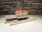 Station stationsgebouw N spoor modeltrein 1:160, Overige merken, Gebruikt, Gelijkstroom of Wisselstroom, Brug, Tunnel of Gebouw