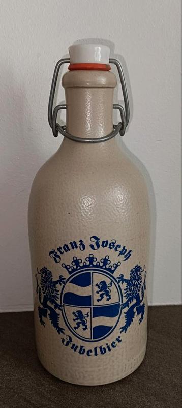 Franz Joseph Jubelbier lege Kruik beschikbaar voor biedingen