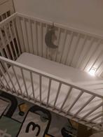 Ikea Ledikant & Commode met Matras en Verschoonkussen, Ophalen, 50 tot 70 cm, Zo goed als nieuw, 75 tot 100 cm