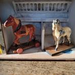 2 oude/ antieke paardjes, Ophalen of Verzenden