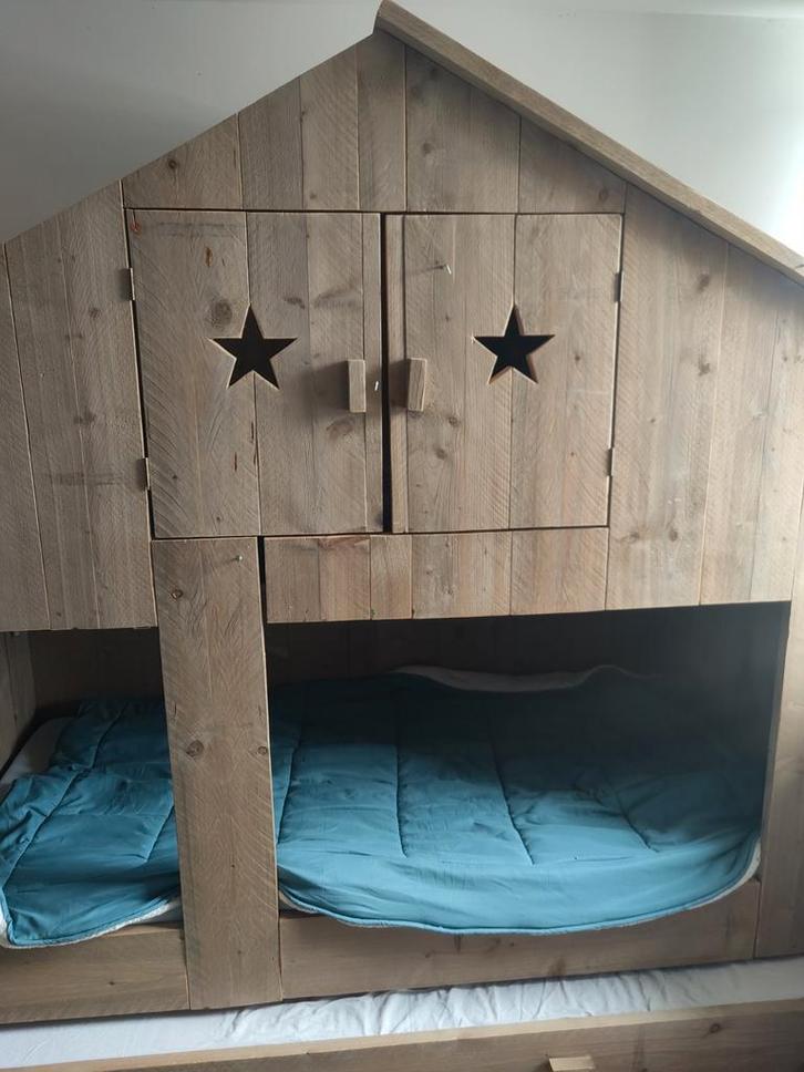 Steigerhouten Huisjesbed / Stapelbed 3-persoons, Kinderen en Baby's, Kinderkamer | Bedden, Gebruikt, 180 cm of meer, 85 tot 100 cm
