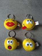 Nieuwe smiley emoticon sleutelhangers, Ophalen of Verzenden, Nieuw, Knuffel of Figuurtje