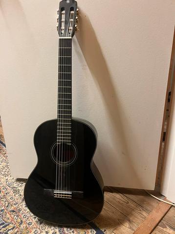 Yamaha c40 gitaar zwart beschikbaar voor biedingen