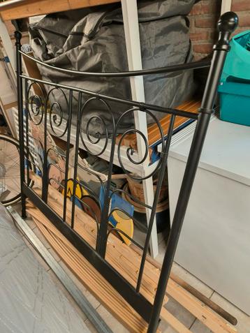 Bed twijfelaar 1,40 X 2,00 ikea noresund met matras - afbeelding 1