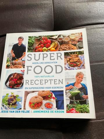 Jesse van der Velde - Superfood recepten beschikbaar voor biedingen