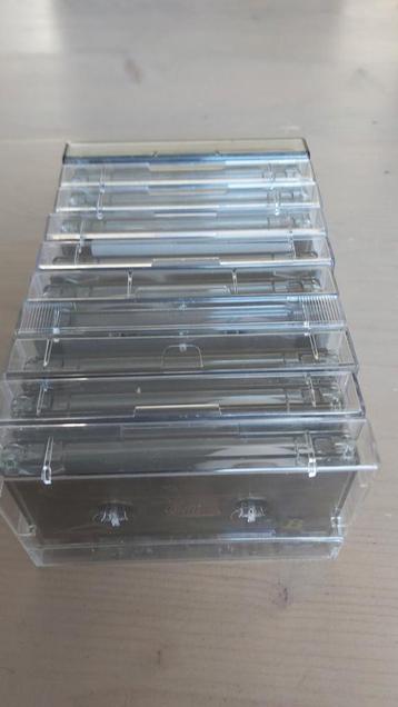 Cassettebandjes 90 minuten 10 stuks Nederlandse fabrikaat  beschikbaar voor biedingen