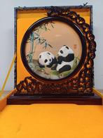 Chinees dubbelzijdig zijden borduurwerk pandabeer, Antiek en Kunst, Ophalen of Verzenden