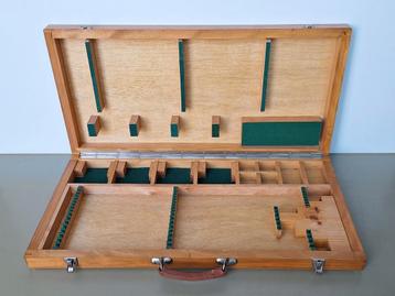 houten opberg-kist toepassing onbekend afm. ca. 72x35x7cm beschikbaar voor biedingen