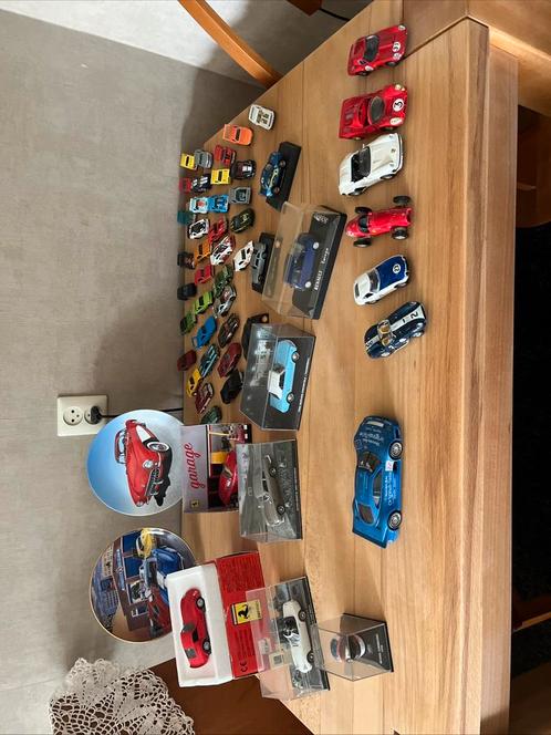 Verzameling diverse model auto’s en accessoires zie omschrij, Hobby en Vrije tijd, Modelauto's | Overige schalen, Zo goed als nieuw