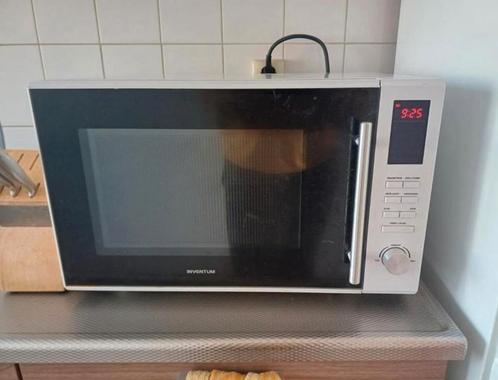 Inventum magnetron met grillfunctie - goede staat, Witgoed en Apparatuur, Magnetrons, Zo goed als nieuw, Vrijstaand, 45 tot 60 cm