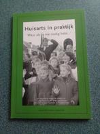 Huisarts in de praktijk. / Pieter Vlasveld (3e bundel), Boeken, Essays, Columns en Interviews, Ophalen of Verzenden, Zo goed als nieuw