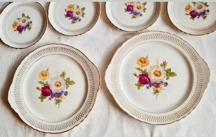 Franse schalen borden Moulin des Loups gouden bies bloemen, Antiek en Kunst, Antiek | Servies los, Ophalen of Verzenden