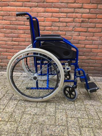 Nog bijna nieuwe inklapbare rolstoel 46 cm beschikbaar voor biedingen