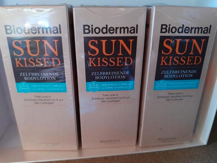 Biodermal sun kissed zelfbruinende bodylotion, Sieraden, Tassen en Uiterlijk, Uiterlijk | Lichaamsverzorging, Nieuw, Bodylotion, Crème of Olie