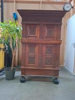 Antieke 17e eeuws Hollandse eiken kast/ boerenkast, Ophalen