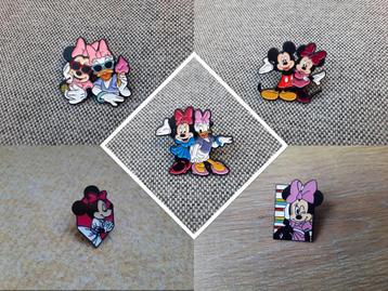 5 leuke pins met Minnie Mouse te koop beschikbaar voor biedingen