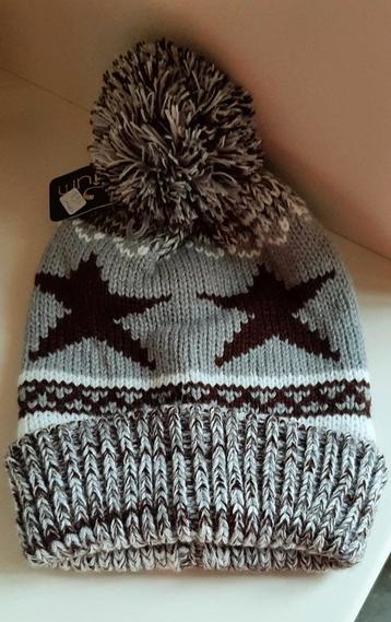 Kinder muts met sterren grijs/ bruin en wit nieuw beschikbaar voor biedingen