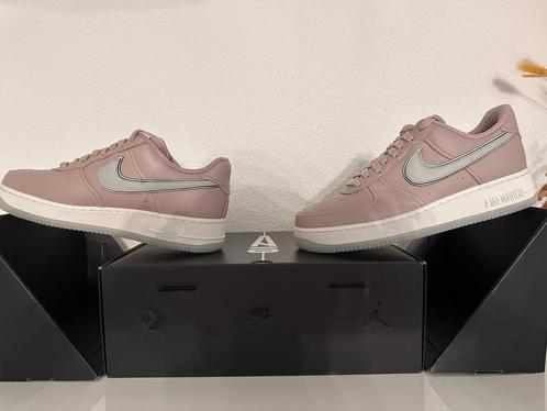air force 1 a ma maniere maat 43 woman €150 deadstock, Kleding | Dames, Schoenen, Nieuw, Sneakers of Gympen, Overige kleuren, Ophalen of Verzenden