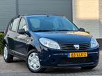 Dacia Sandero 1.2 16V 2010 Blauw, Auto's, Voorwielaandrijving, Stof, 74 pk, Blauw