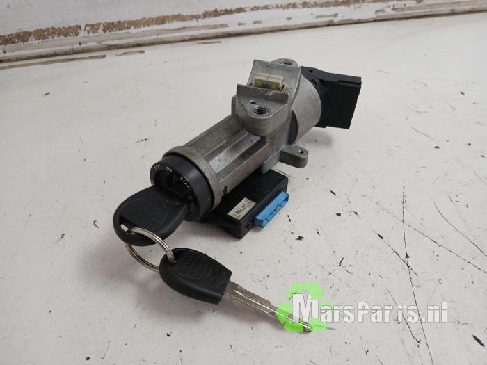 Kontaktslot + Sleutel van een Chevrolet Matiz, Auto-onderdelen, Overige Auto-onderdelen, Chevrolet, Gebruikt, 3 maanden garantie