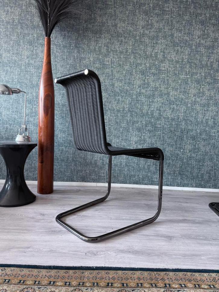 4 Tecta D20 Cantileverstoelen – Zwart Rotan & Parelchroom, Huis en Inrichting, Stoelen, Gebruikt, Vier, Metaal, Riet of Rotan